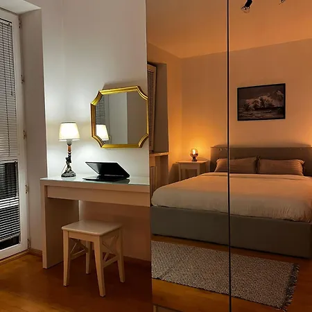 Horyzont Apartamenty- Ratuszowy- Stylowy Dla 6 Osob W Samym Sercu Starowki Lägenhet