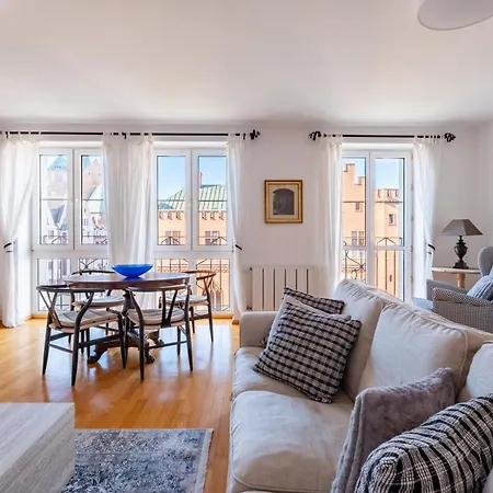 Horyzont Apartamenty- Ratuszowy- Stylowy Dla 6 Osob W Samym Sercu Starowki Lejlighed